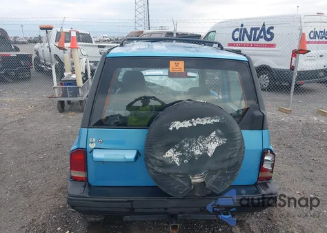 1994 Geo Tracker from USA, damaged, VIN 2CNBJ18U5R6945044